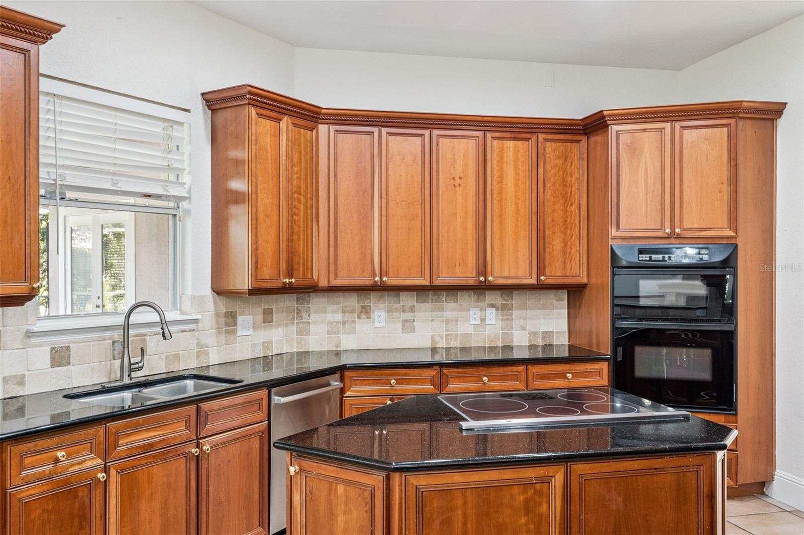 8824 ELLIOTTS CT, ORLANDO, FL, 32836