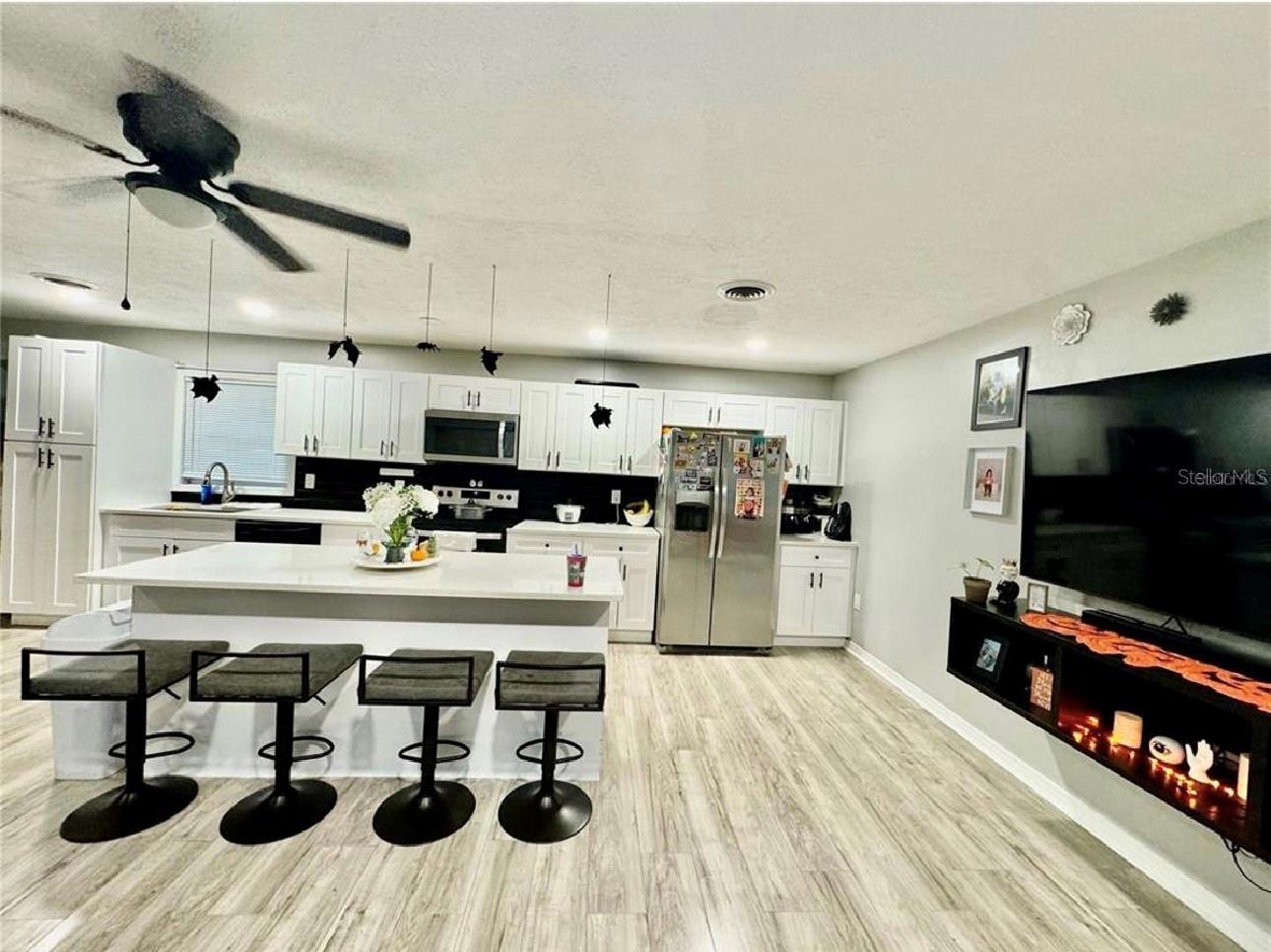 5832 HOLMES DR, ORLANDO, FL, 32808