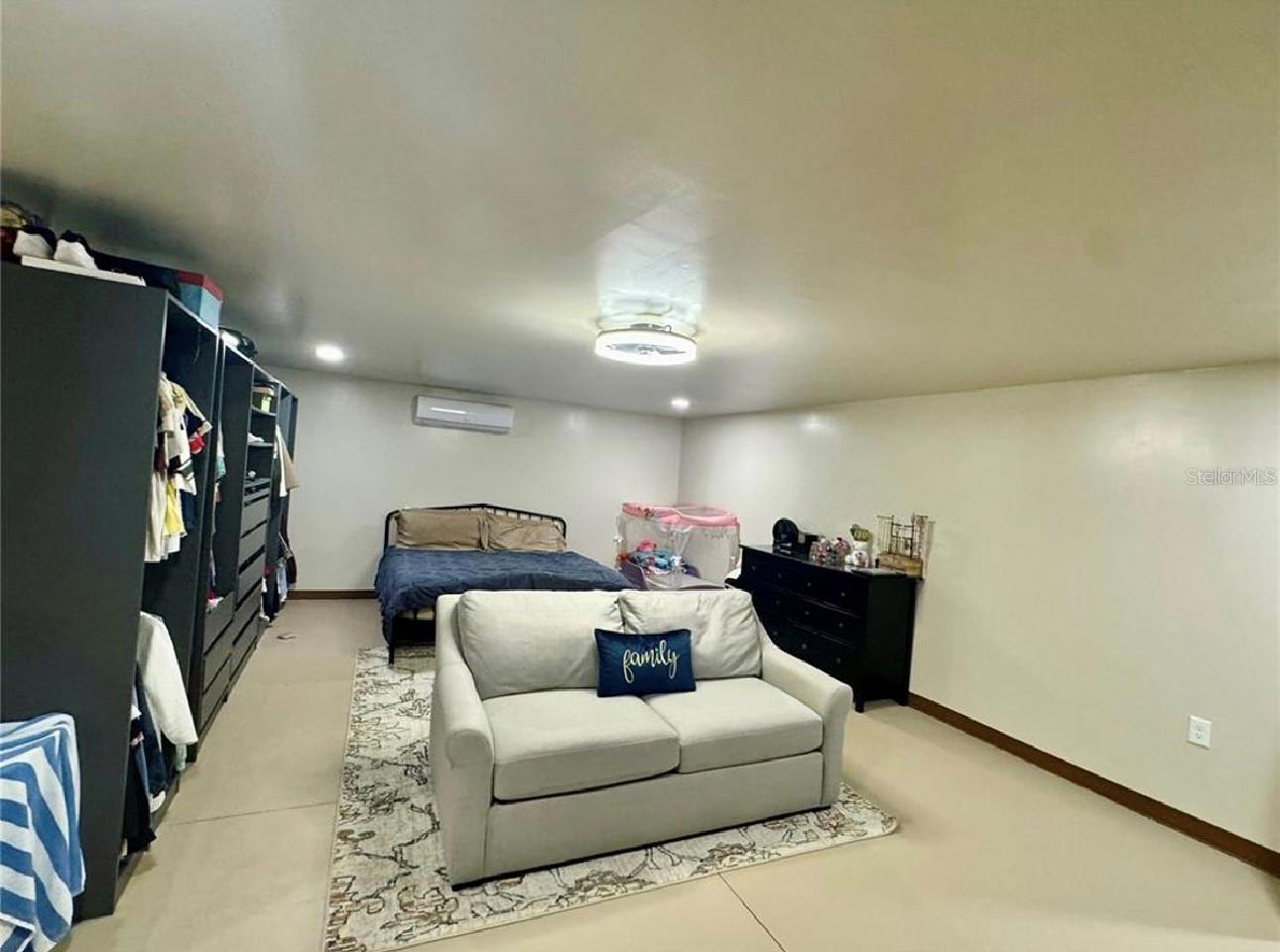 5832 HOLMES DR, ORLANDO, FL, 32808