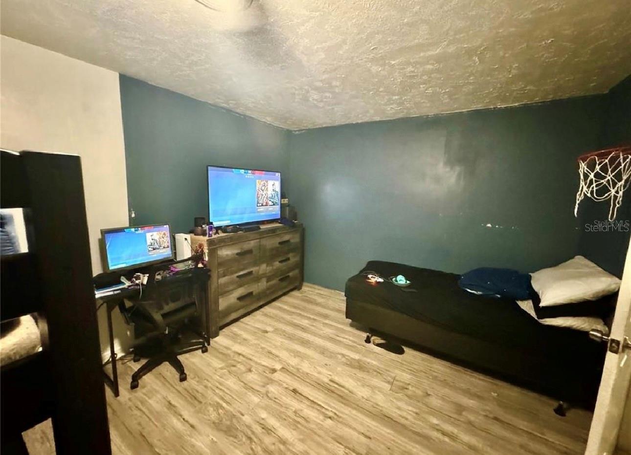 5832 HOLMES DR, ORLANDO, FL, 32808