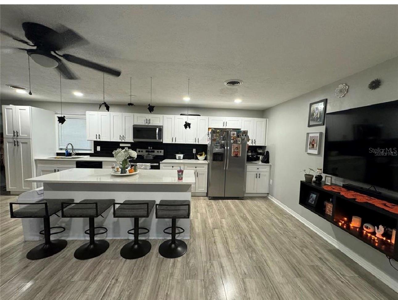 5832 HOLMES DR, ORLANDO, FL, 32808