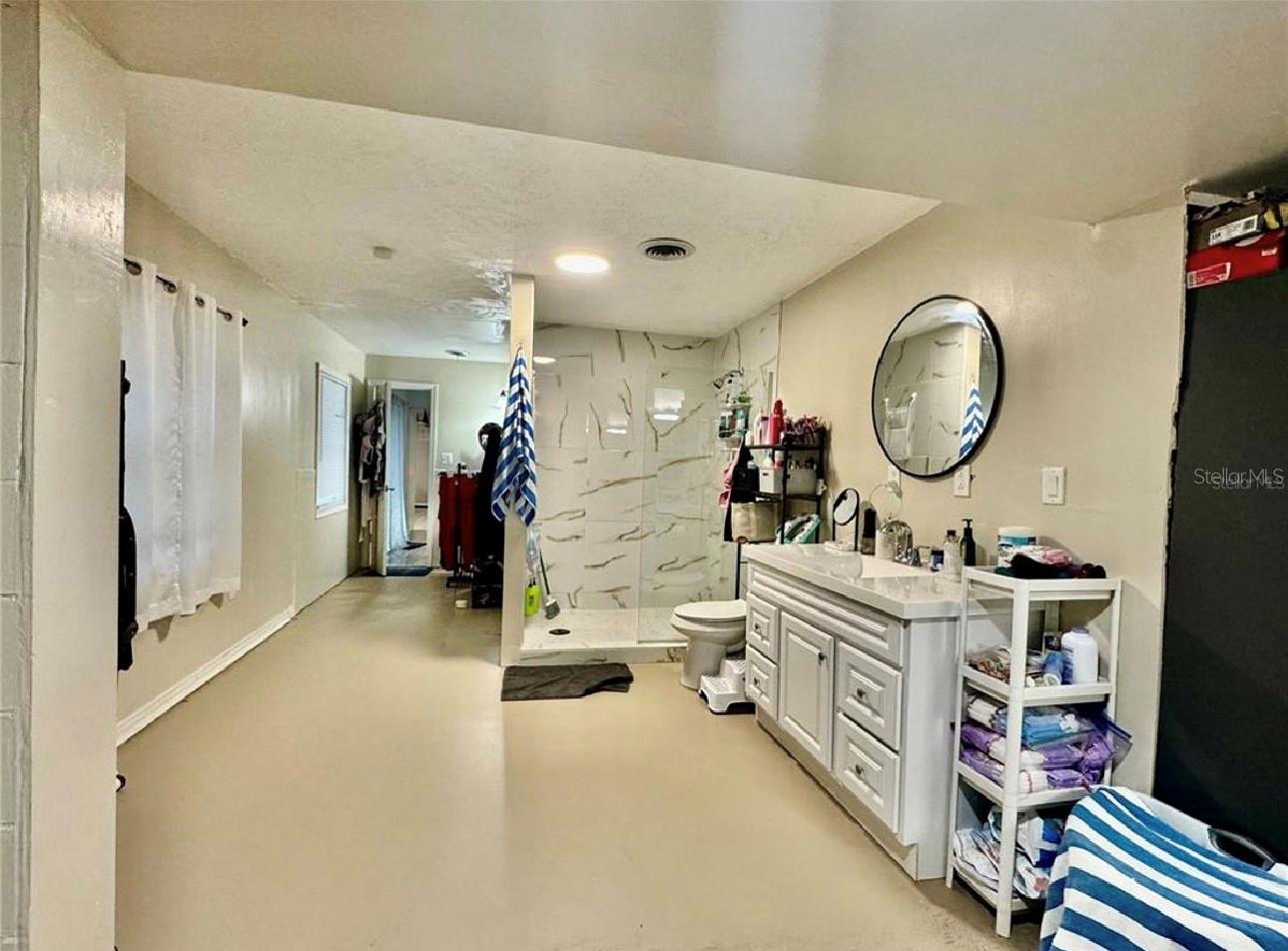 5832 HOLMES DR, ORLANDO, FL, 32808