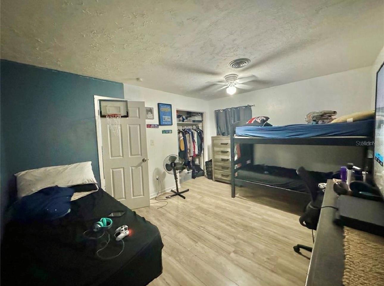 5832 HOLMES DR, ORLANDO, FL, 32808