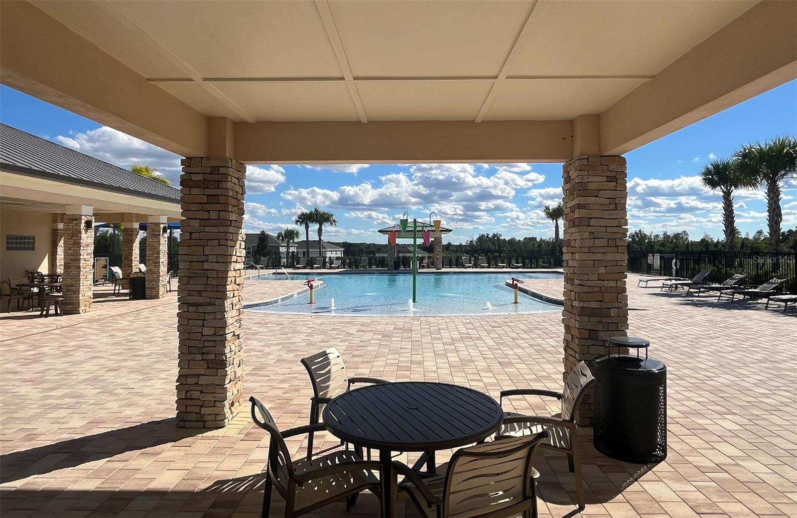 6863 SPANISH IMPERIAL ST, HOWEY IN THE HILLS, FL, 34737