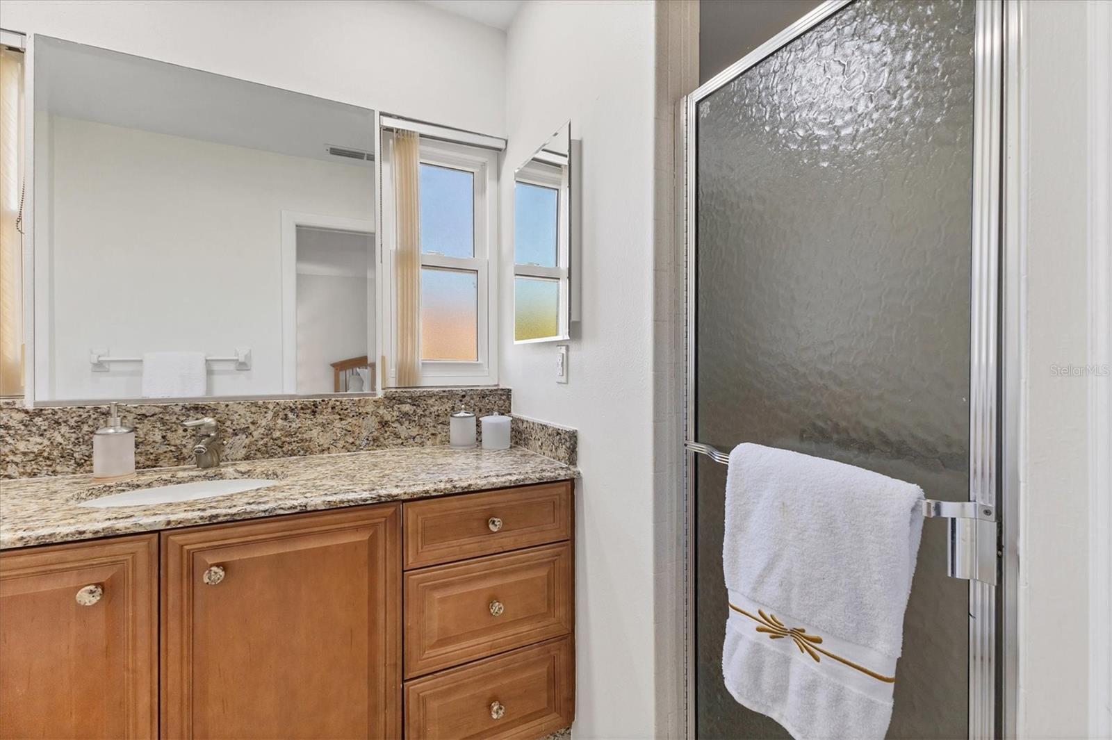 6824 ROXBURY DR, SARASOTA, FL, 34231