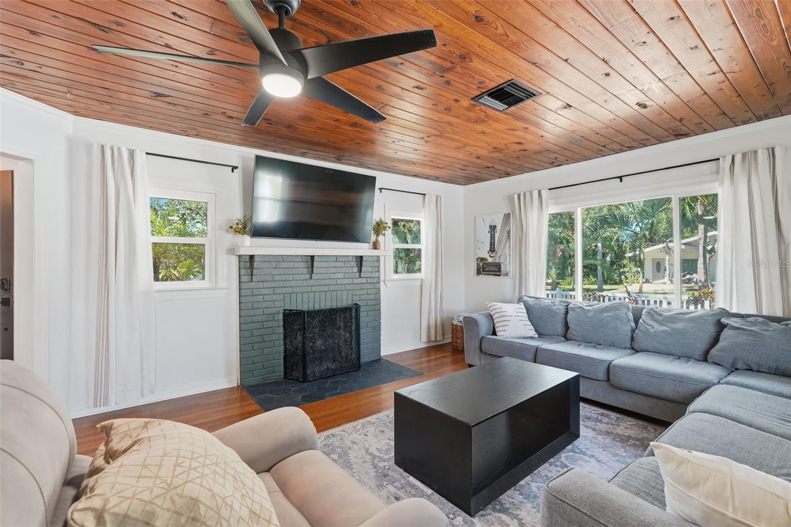 517 AVERY AVE, CRYSTAL BEACH, FL, 34681