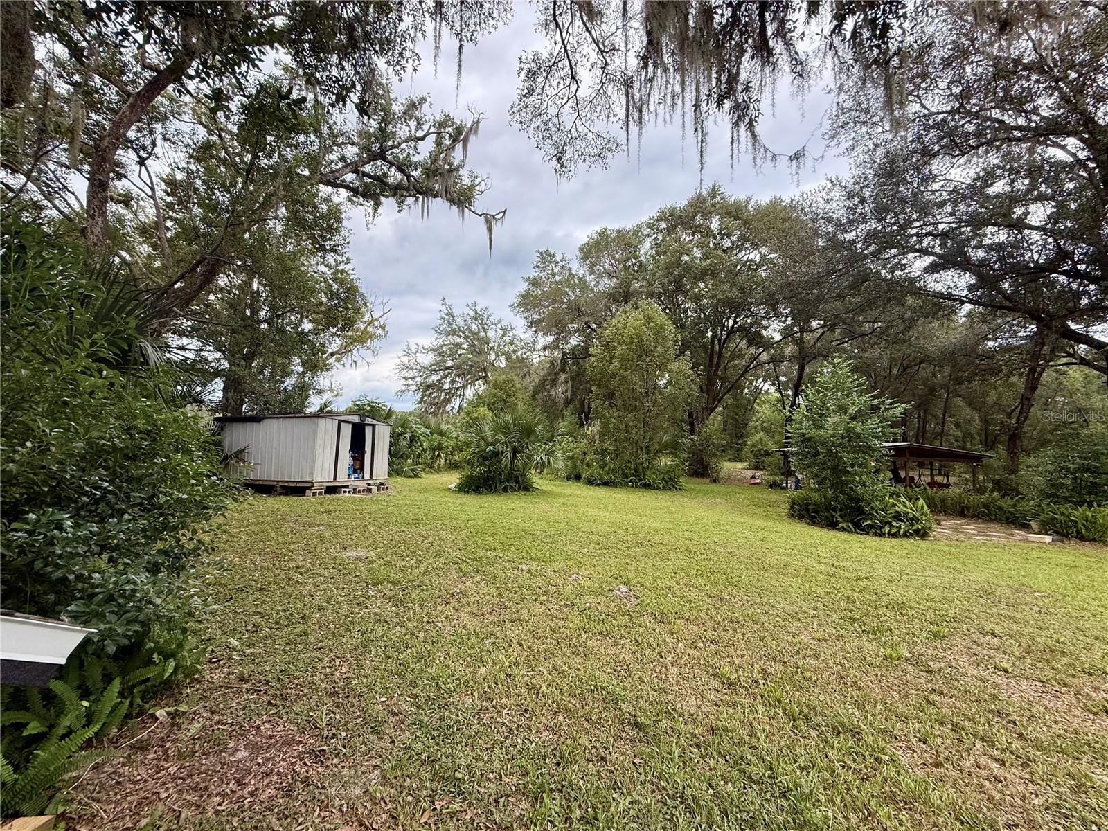 1074 EMPORIA RD, PIERSON, FL, 32180