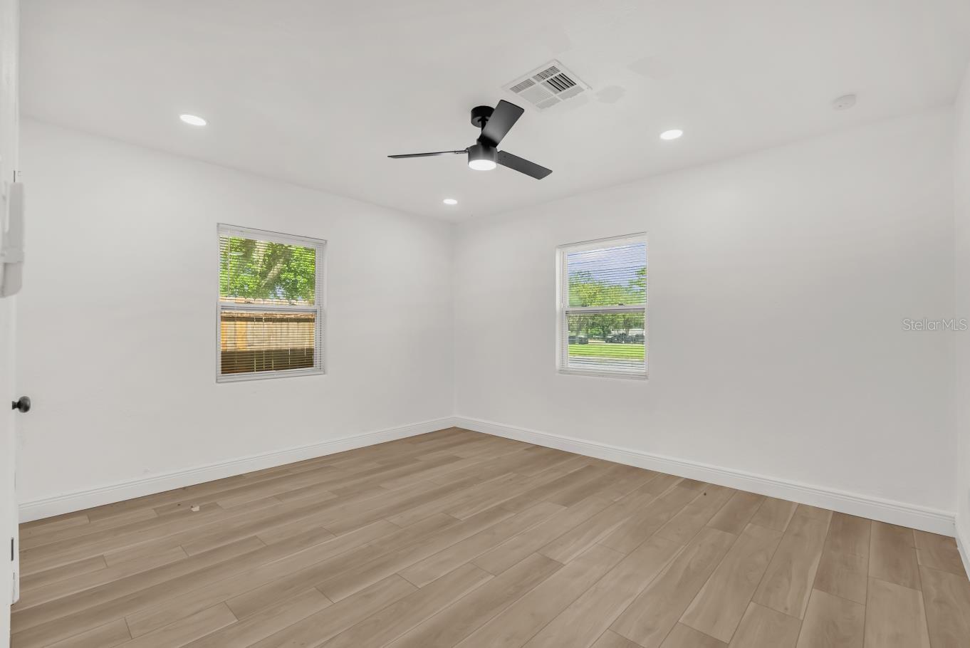 1260 SEMINOLA BLVD, CASSELBERRY, FL, 32707