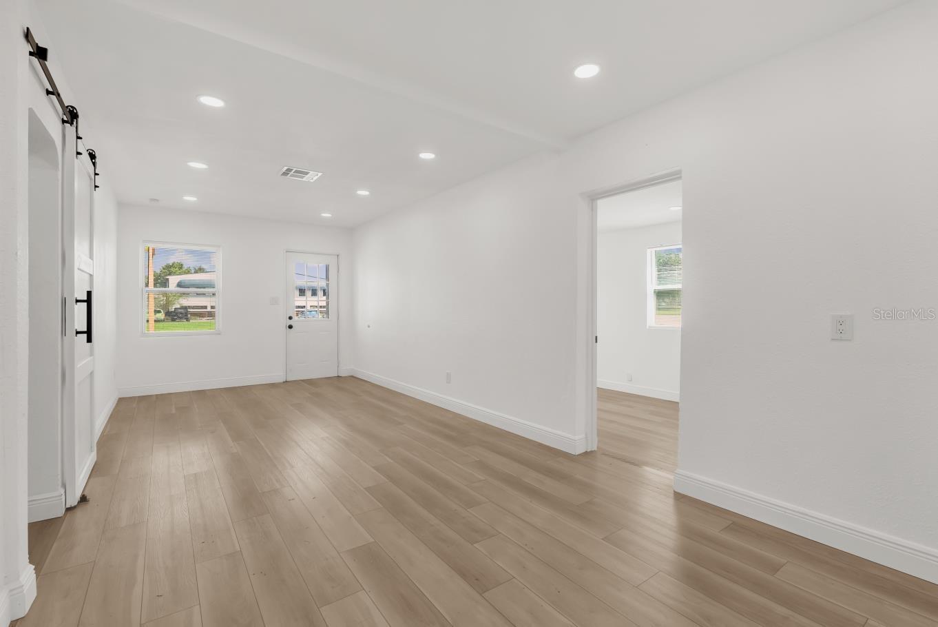 1260 SEMINOLA BLVD, CASSELBERRY, FL, 32707