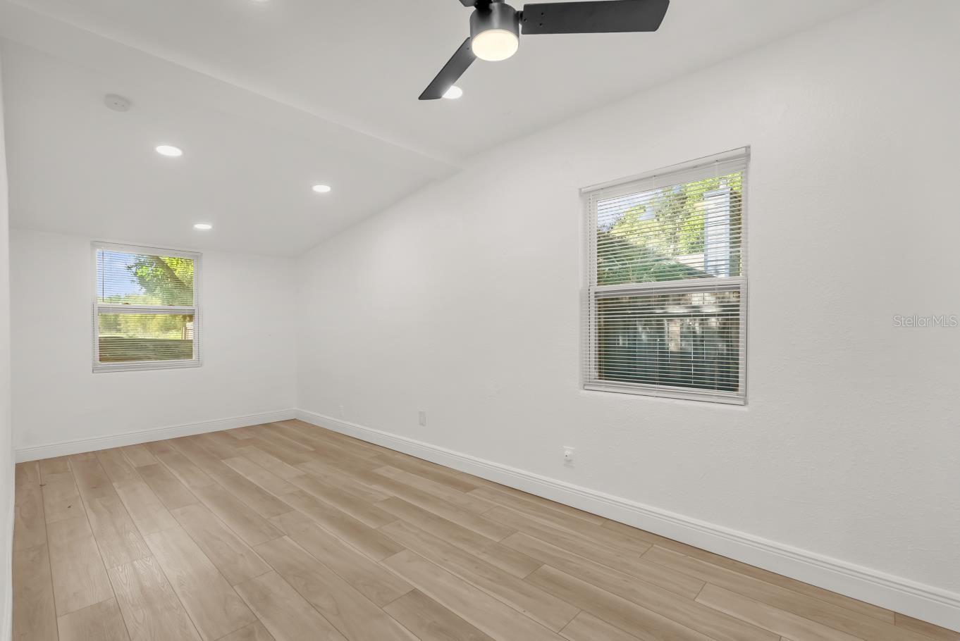 1260 SEMINOLA BLVD, CASSELBERRY, FL, 32707