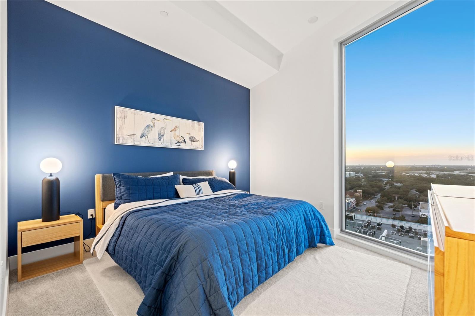 777 3RD AVE N #1701, ST PETERSBURG, FL, 33701