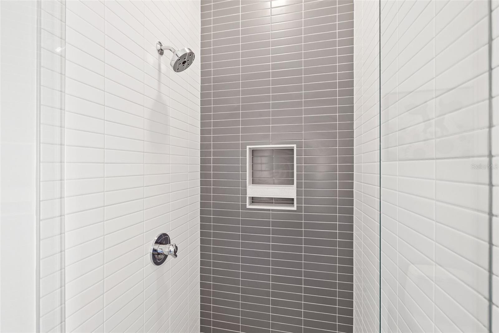 777 3RD AVE N #1701, ST PETERSBURG, FL, 33701