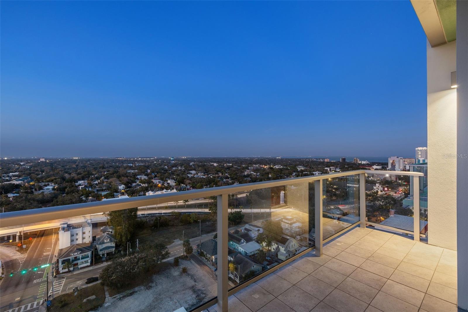 777 3RD AVE N #1701, ST PETERSBURG, FL, 33701