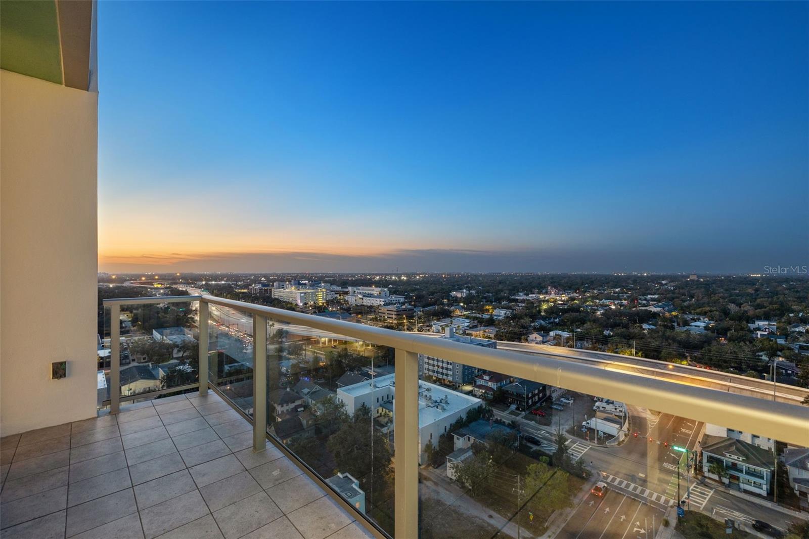 777 3RD AVE N #1701, ST PETERSBURG, FL, 33701