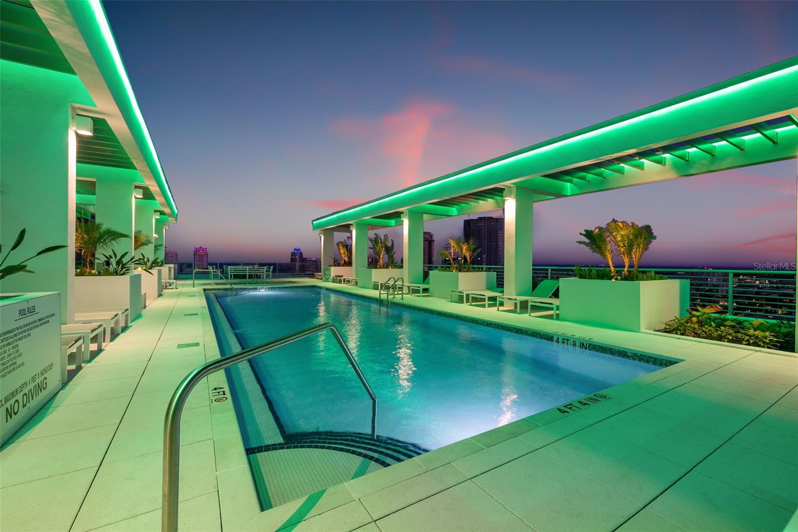 777 3RD AVE N #1701, ST PETERSBURG, FL, 33701