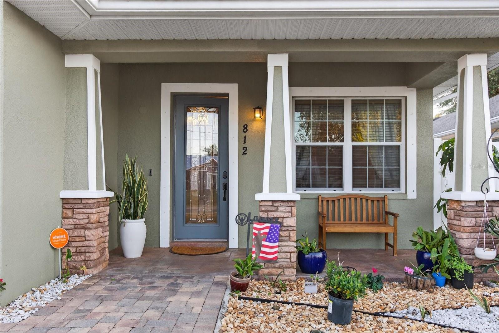 812 W COUNTRY CLUB DR, TAMPA, FL, 33612