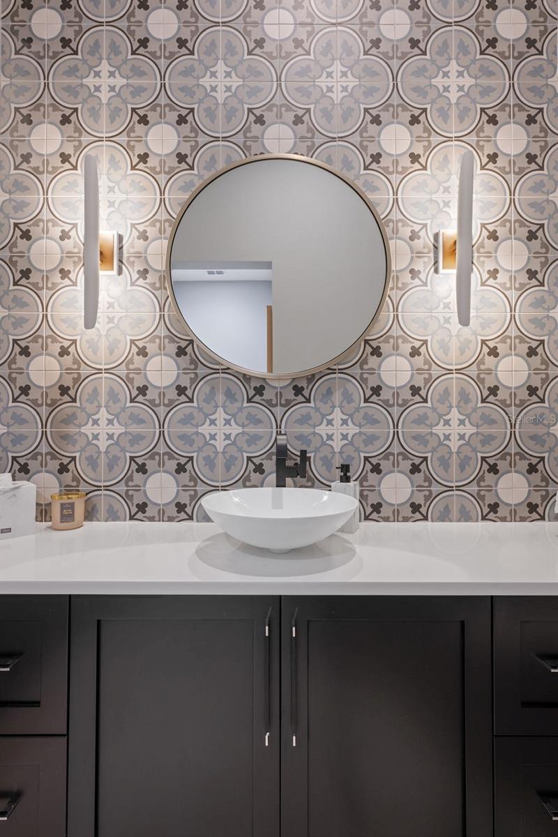 O6355029 Property Photo