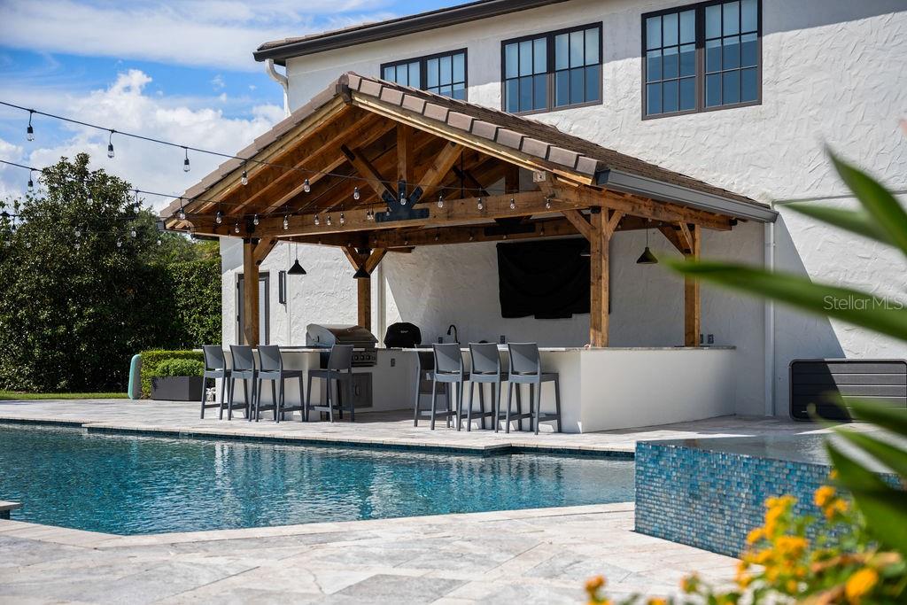 O6355029 Property Photo