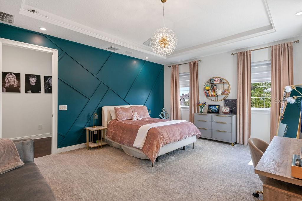 O6355029 Property Photo