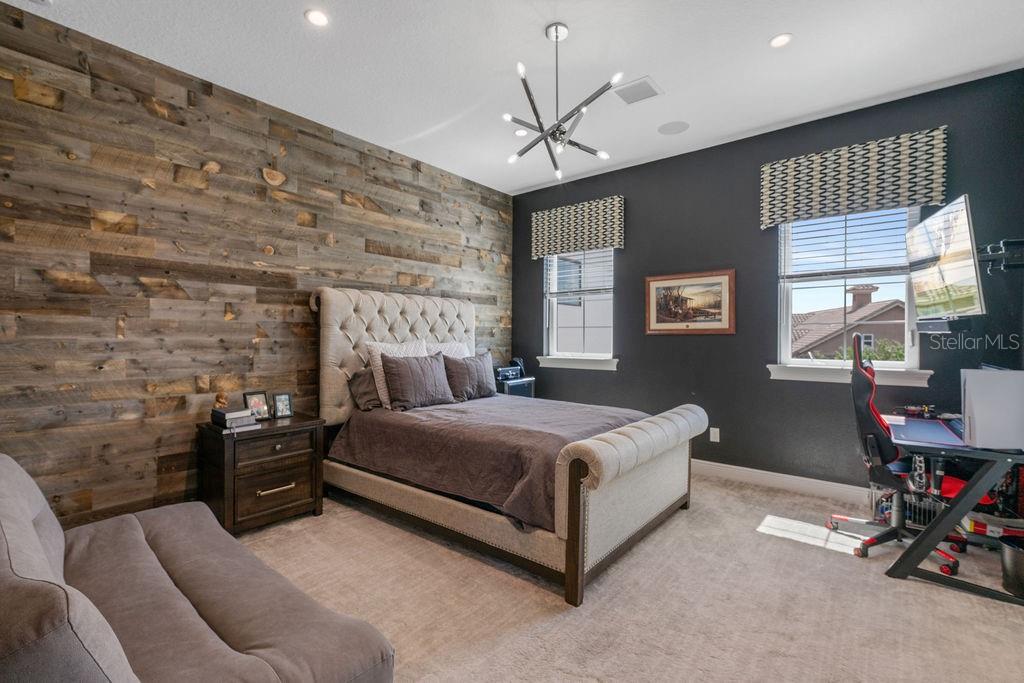 O6355029 Property Photo