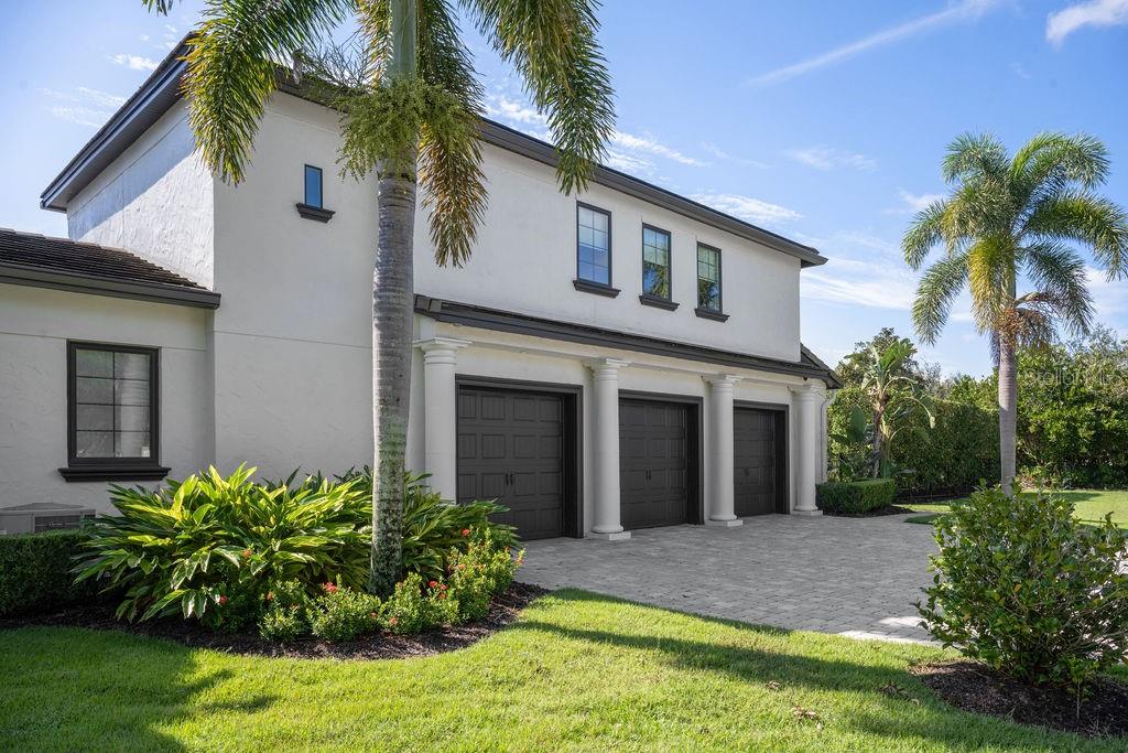 O6355029 Property Photo