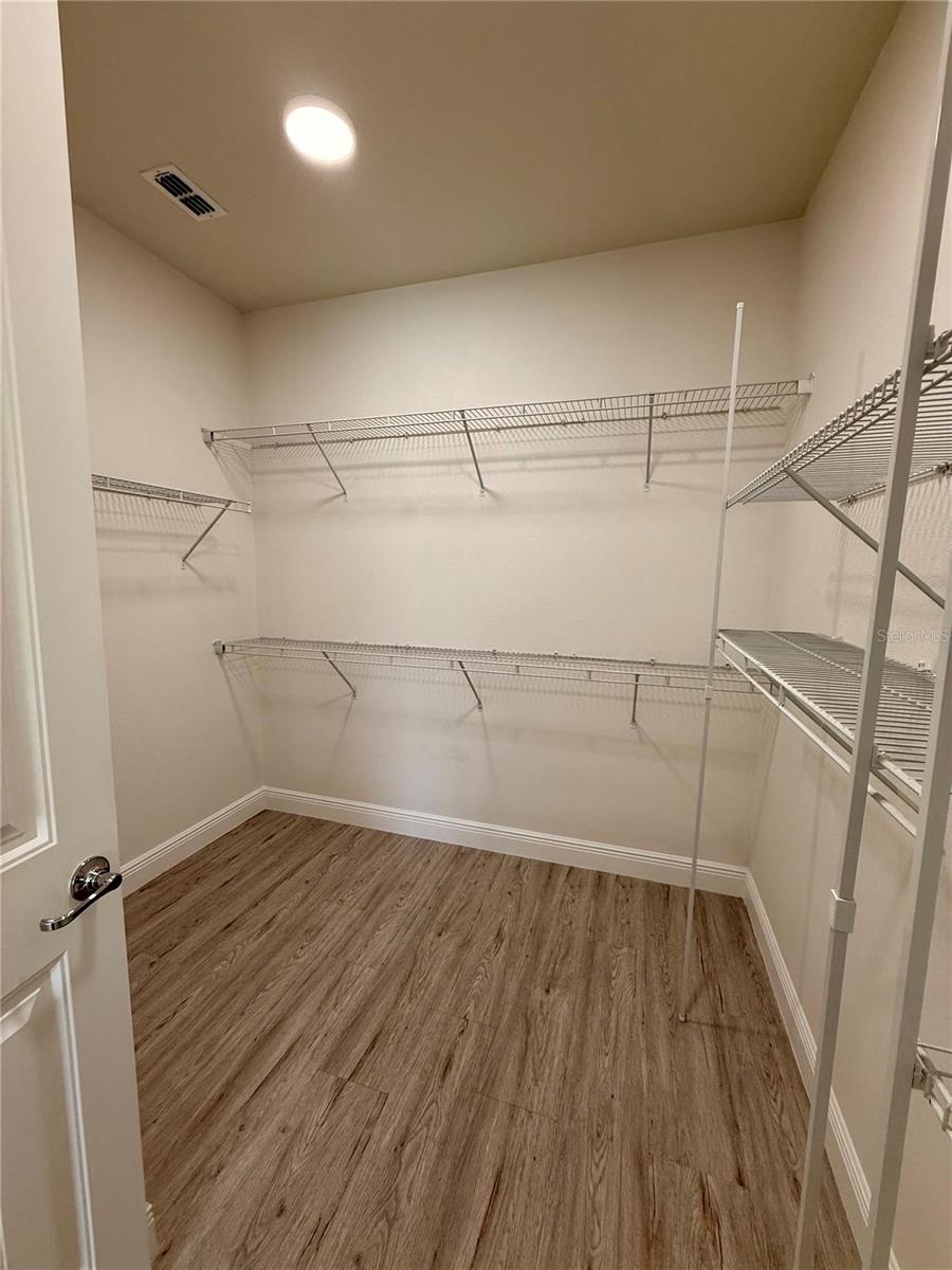 5825 WOODEN PINE DR, ORLANDO, FL, 32829