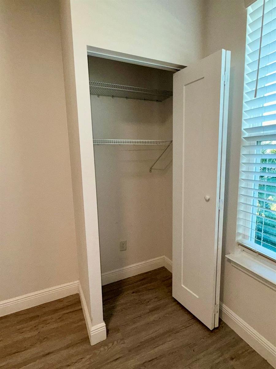 5825 WOODEN PINE DR, ORLANDO, FL, 32829