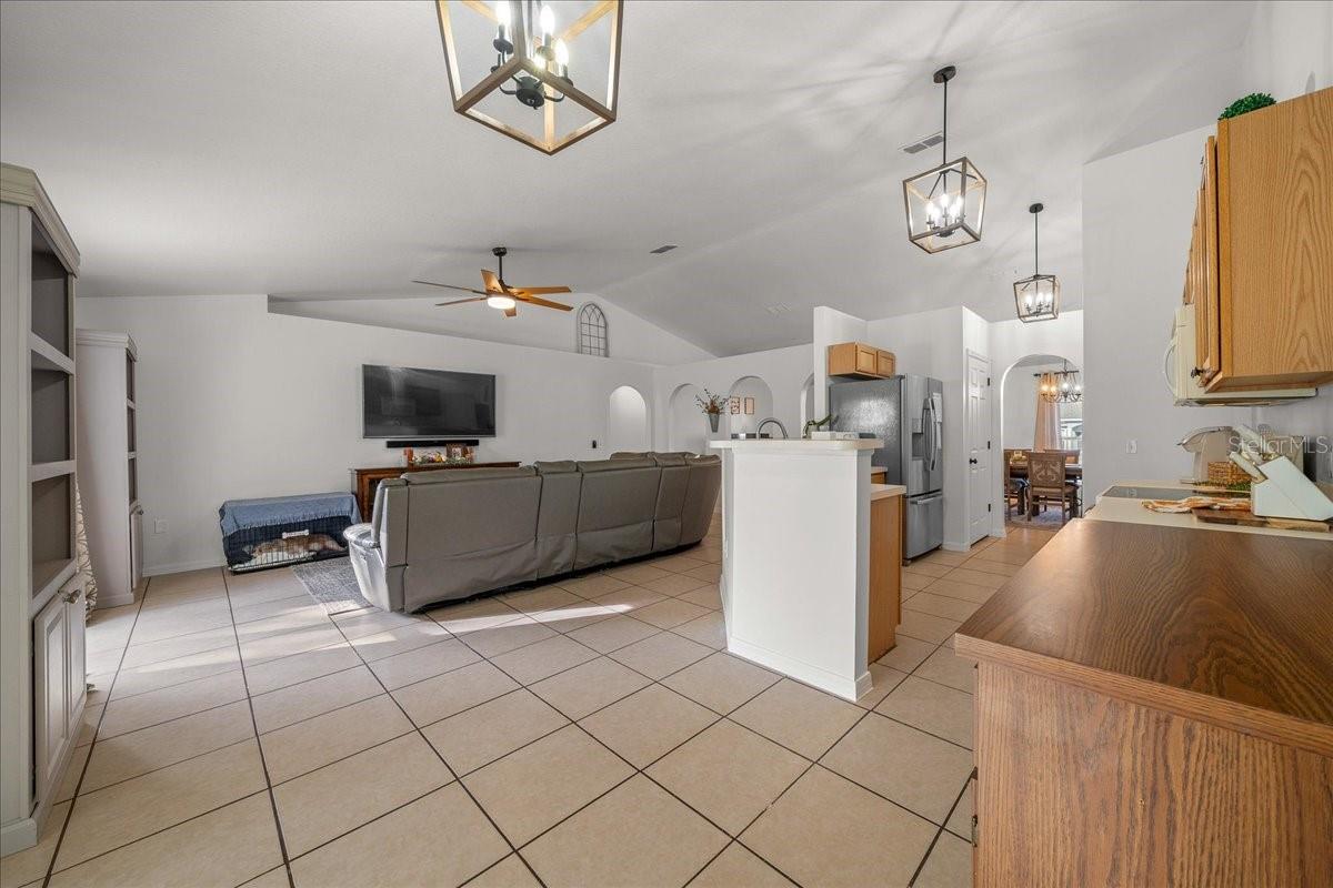 13325 SW 43RD AVENUE RD, OCALA, FL, 34473