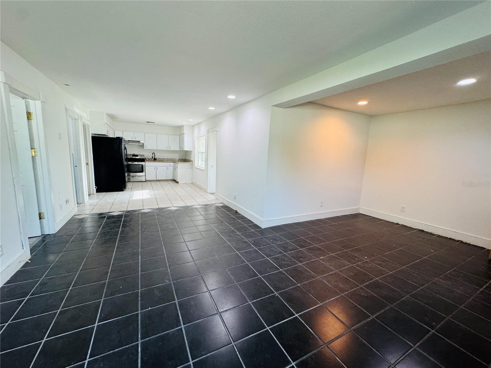 209 E MAIN ST, DUNDEE, FL, 33838