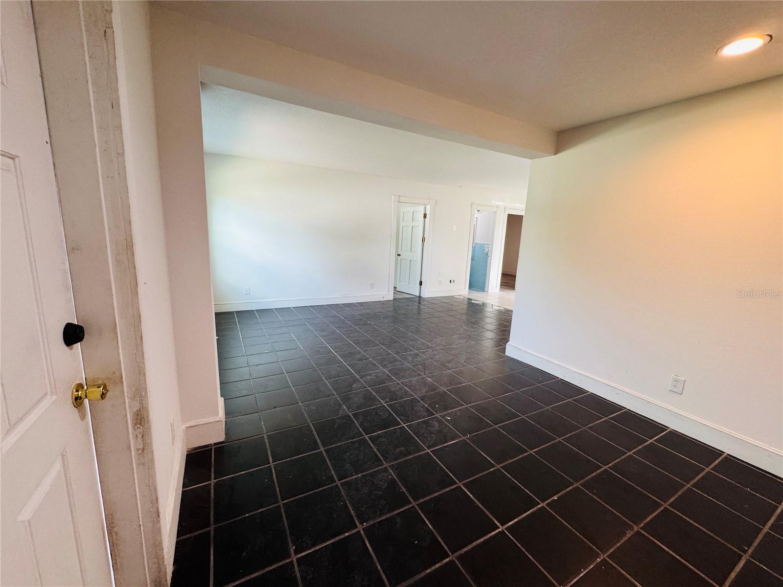 209 E MAIN ST, DUNDEE, FL, 33838