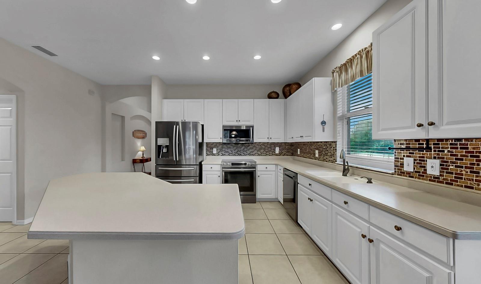 15513 MARTINMEADOW DR, LITHIA, FL, 33547