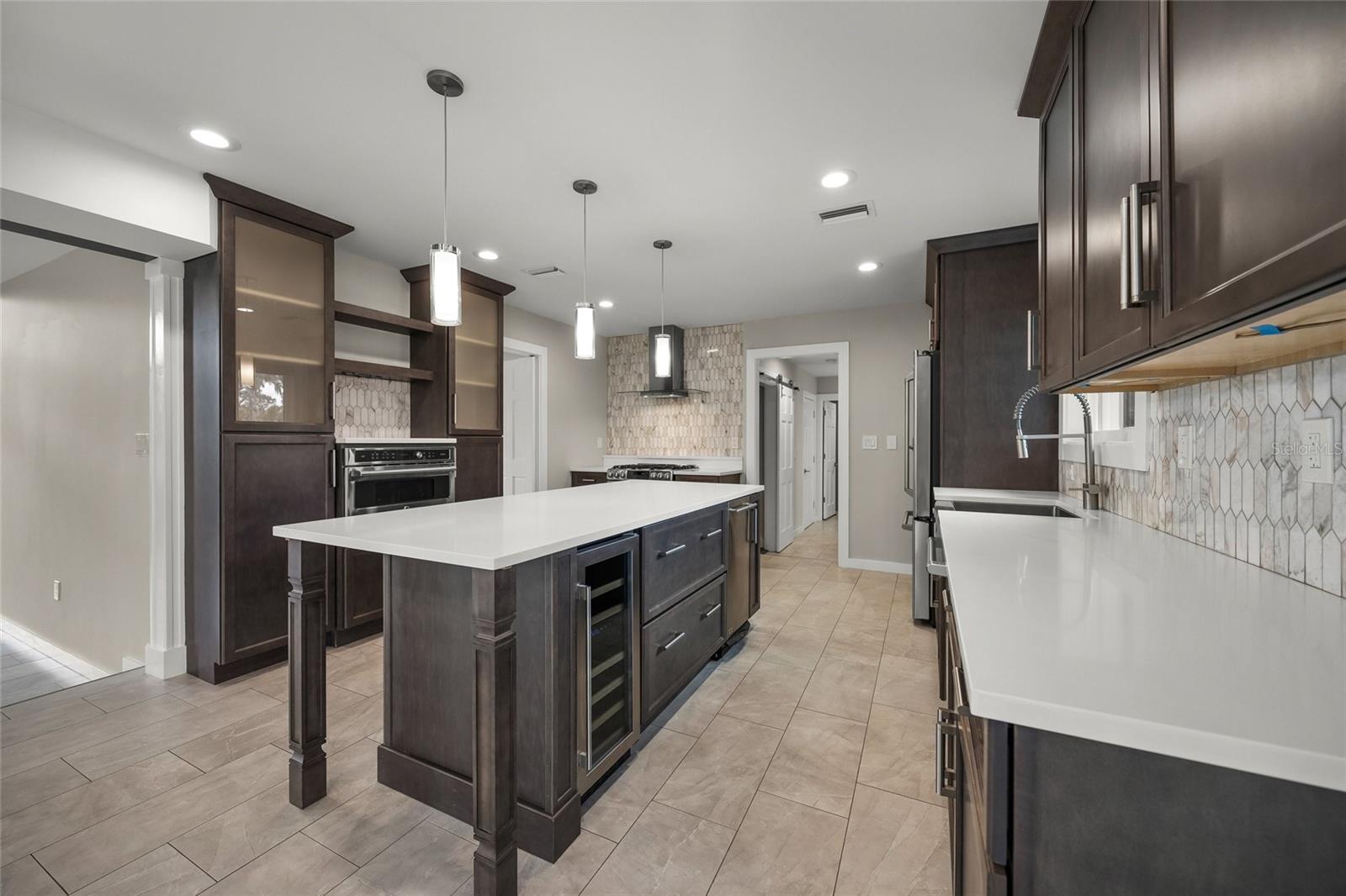 7012 SADDLE CREEK CIR, SARASOTA, FL, 34241