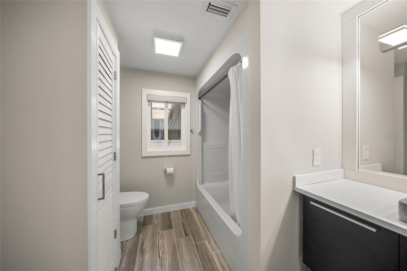 7012 SADDLE CREEK CIR, SARASOTA, FL, 34241