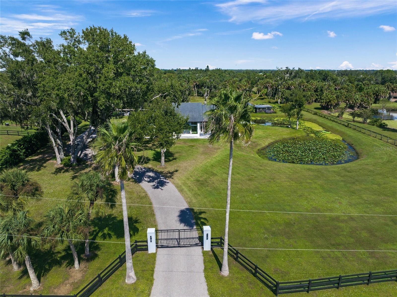 7012 SADDLE CREEK CIR, SARASOTA, FL, 34241