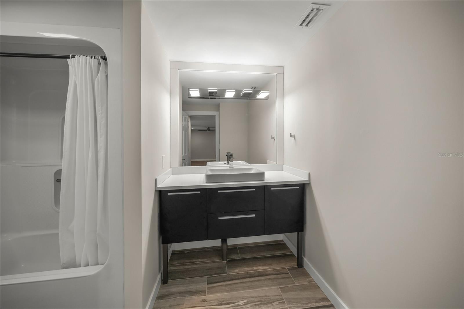 7012 SADDLE CREEK CIR, SARASOTA, FL, 34241