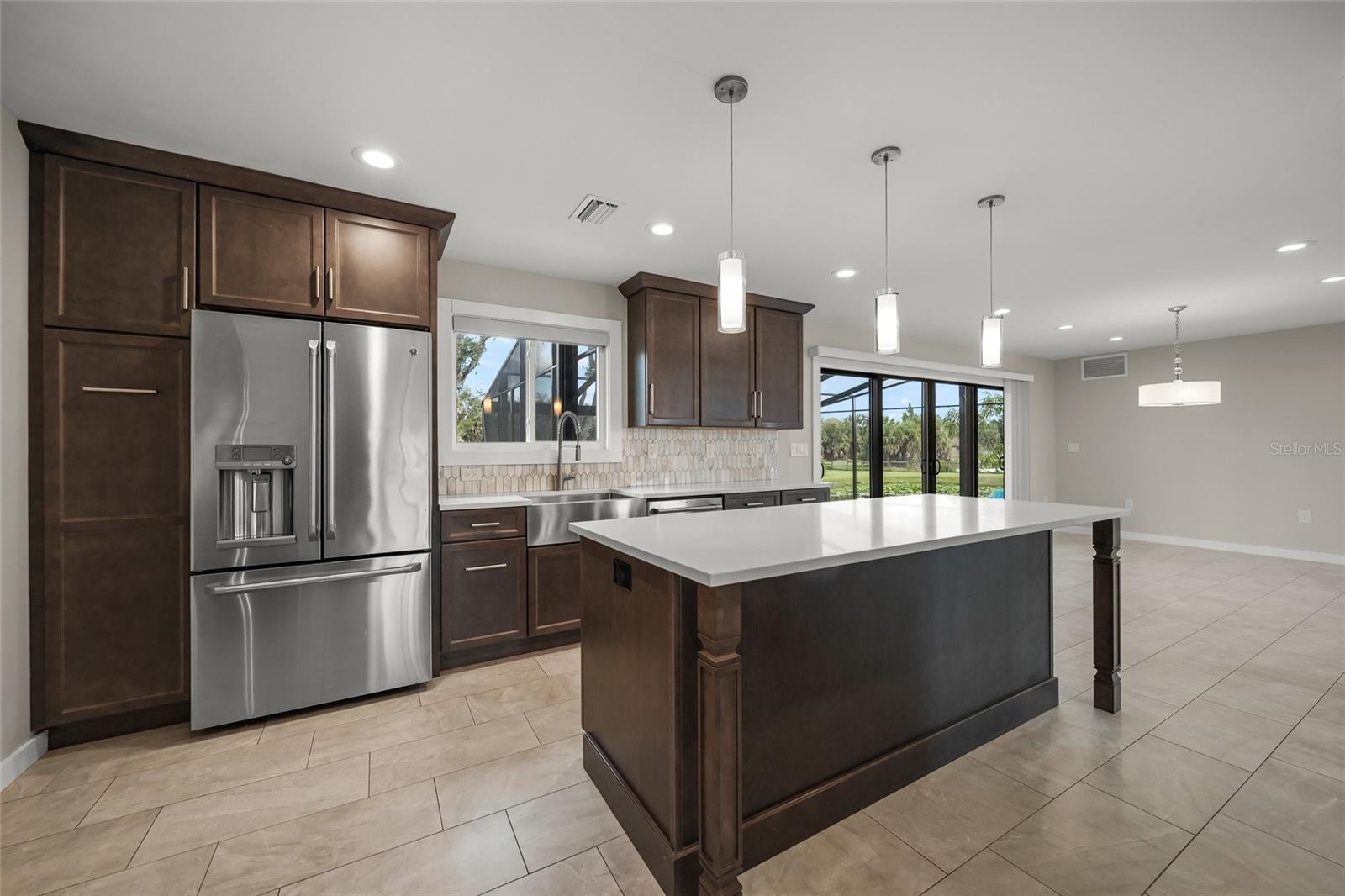 7012 SADDLE CREEK CIR, SARASOTA, FL, 34241