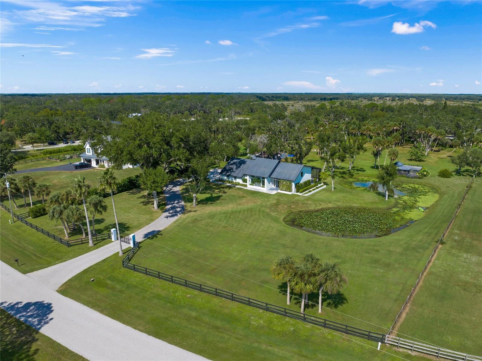 7012 SADDLE CREEK CIR, SARASOTA, FL, 34241