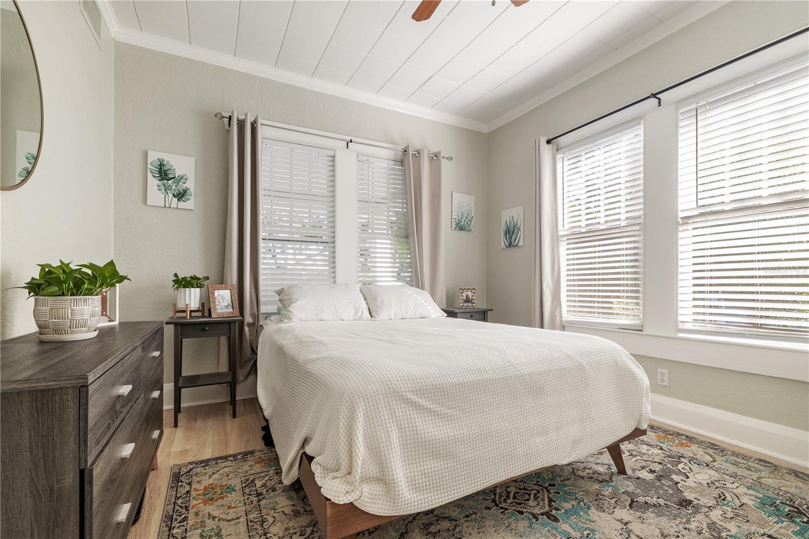 1011 E EMMA ST, TAMPA, FL, 33603