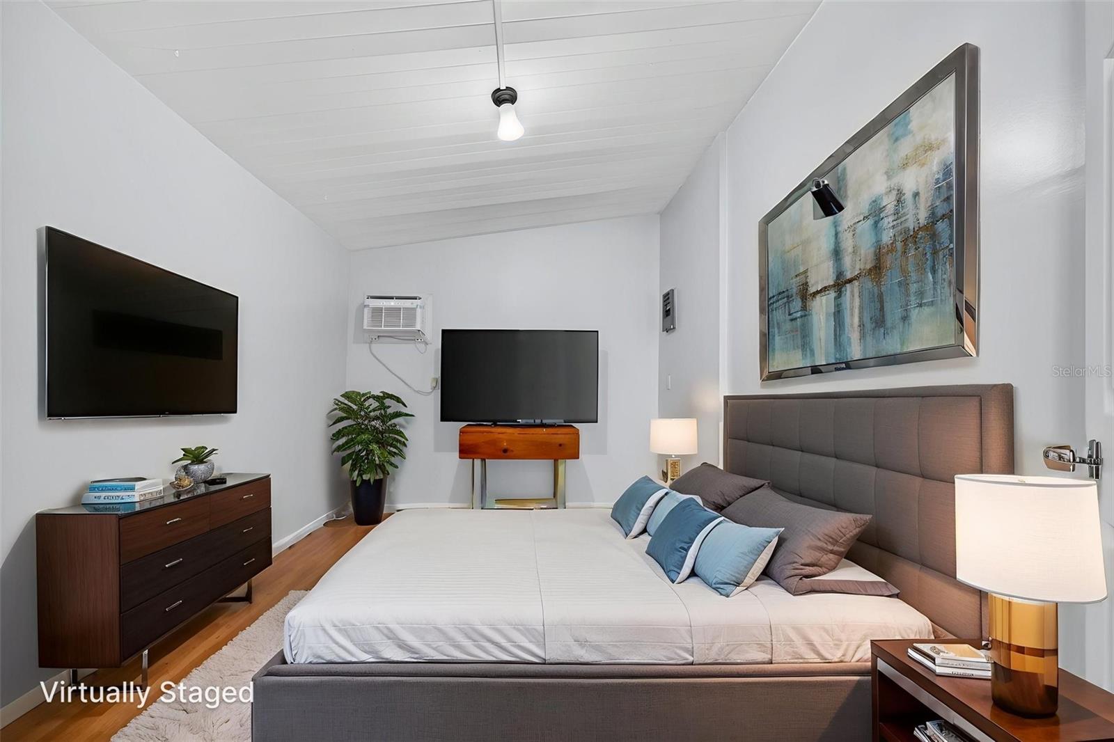 A4669539 Property Photo