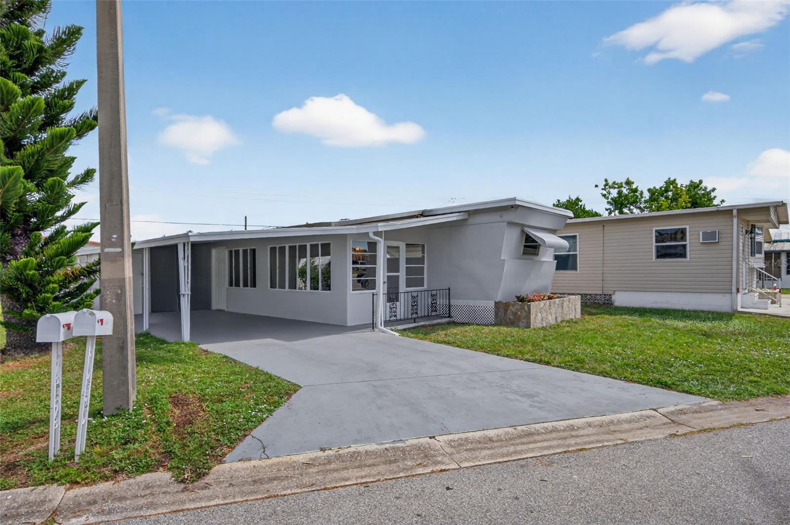 A4669539 Property Photo