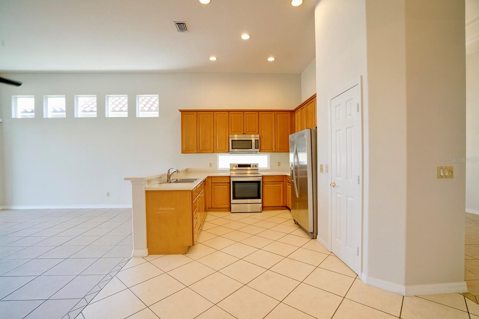 8413 SAINT MARINO BLVD, ORLANDO, FL, 32836