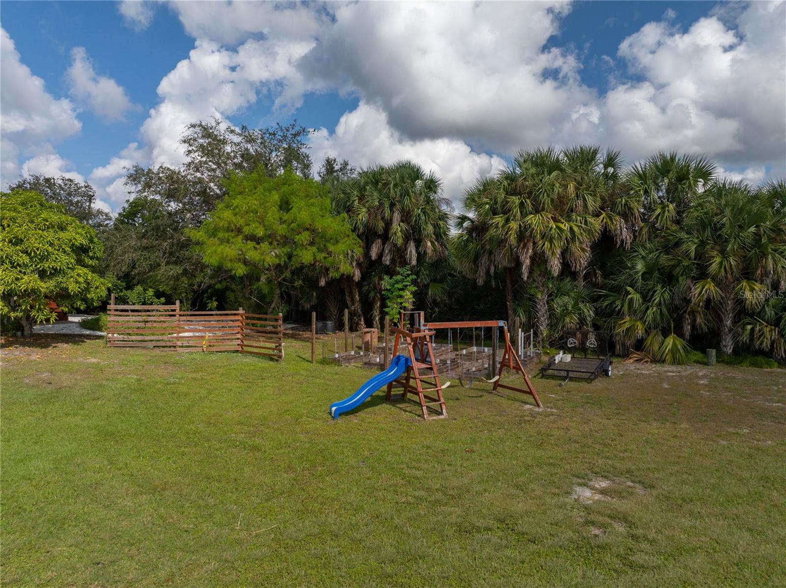 24362 YACHT CLUB BLVD, PUNTA GORDA, FL, 33955