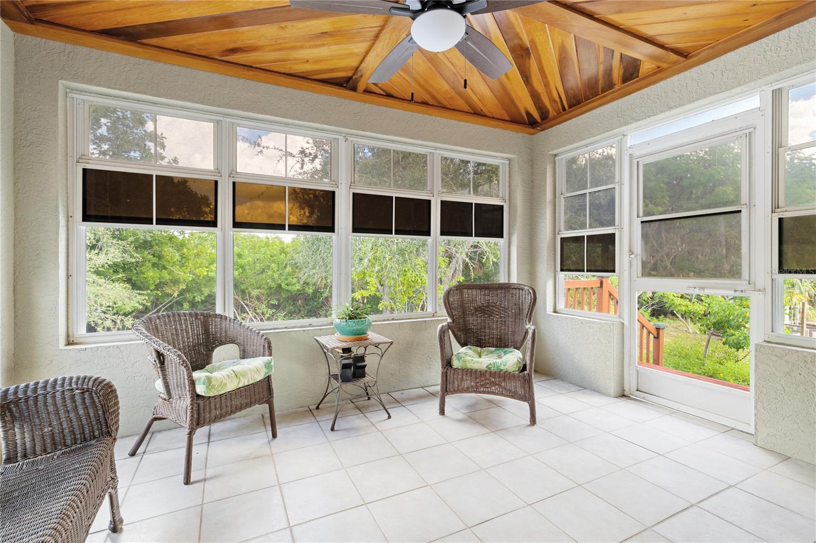 24362 YACHT CLUB BLVD, PUNTA GORDA, FL, 33955