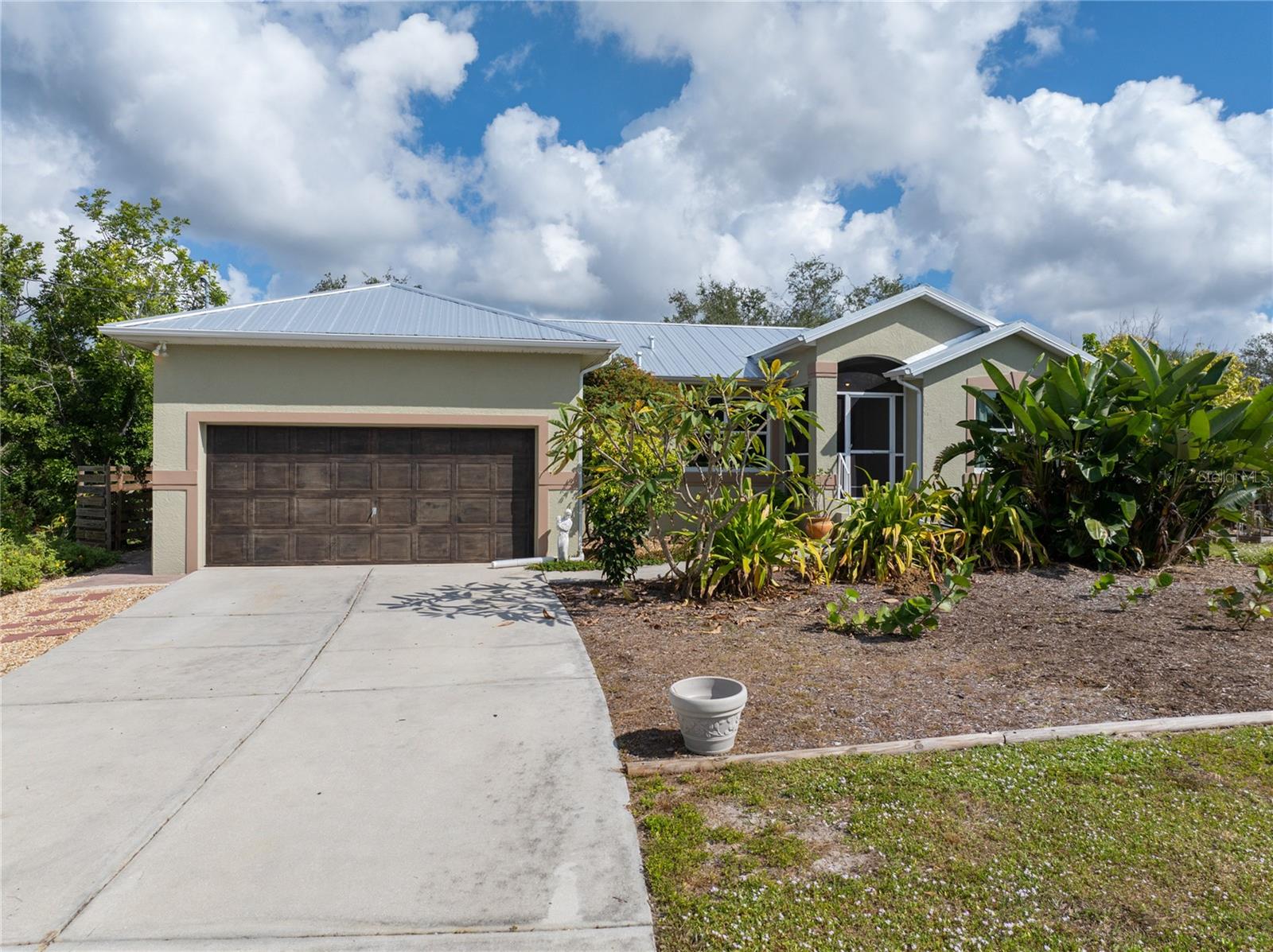 24362 YACHT CLUB BLVD, PUNTA GORDA, FL, 33955