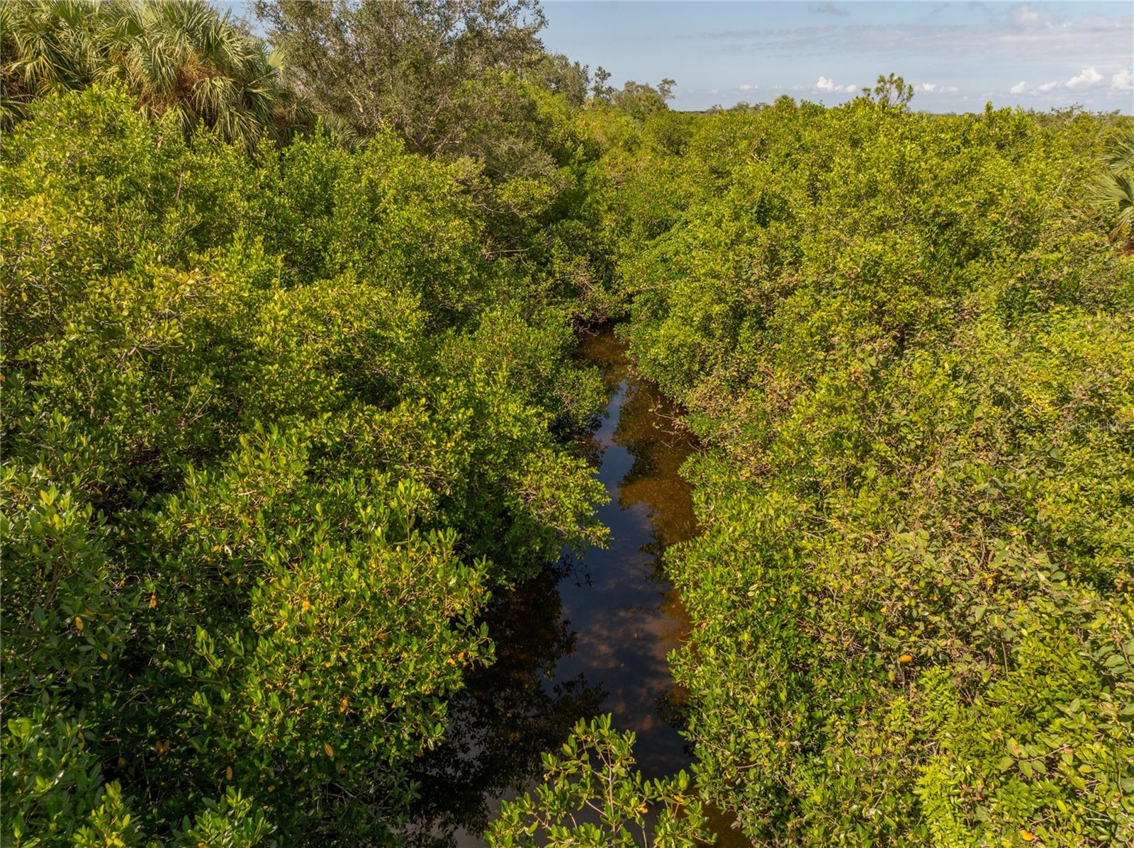 24362 YACHT CLUB BLVD, PUNTA GORDA, FL, 33955