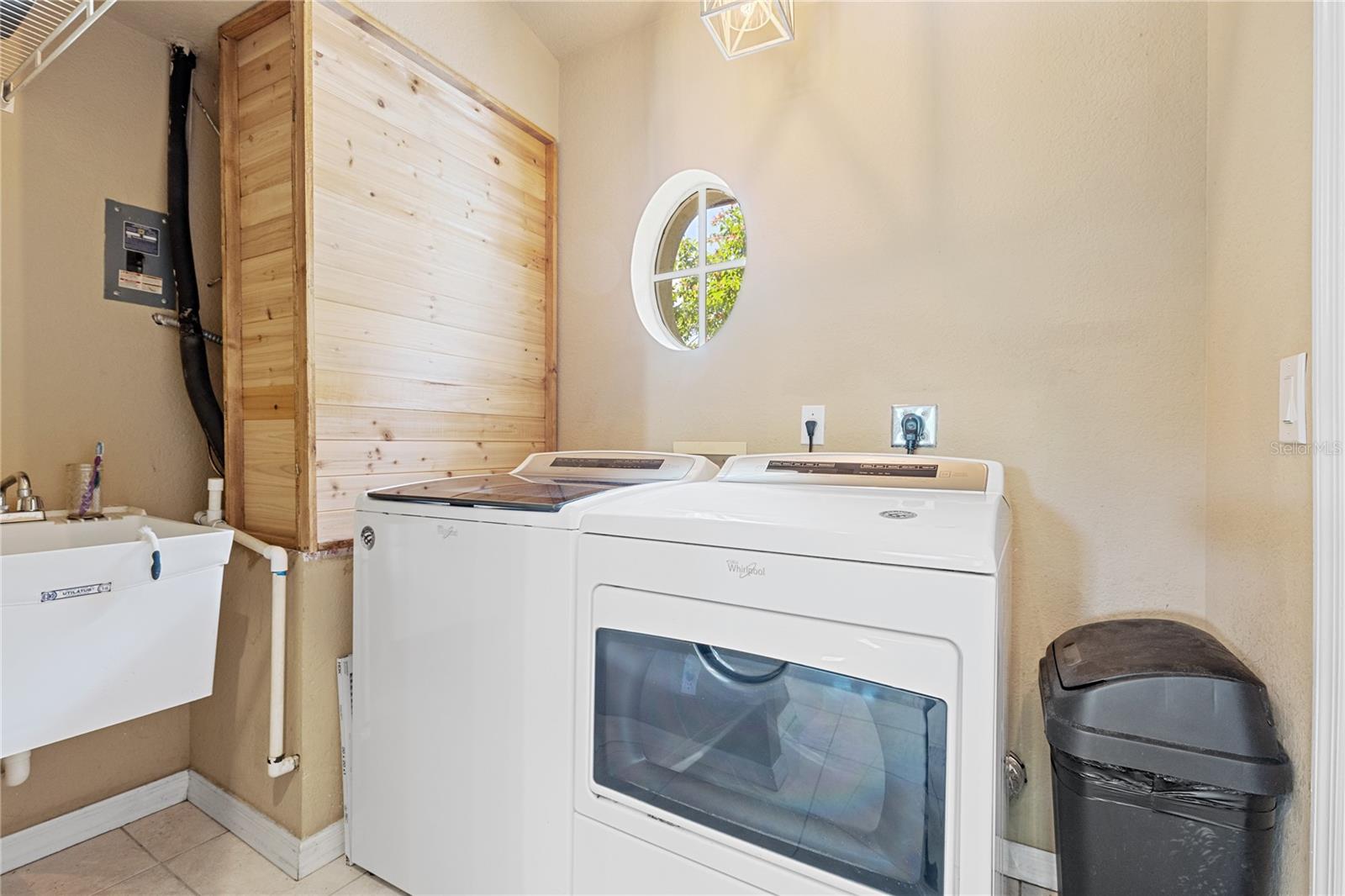 24362 YACHT CLUB BLVD, PUNTA GORDA, FL, 33955