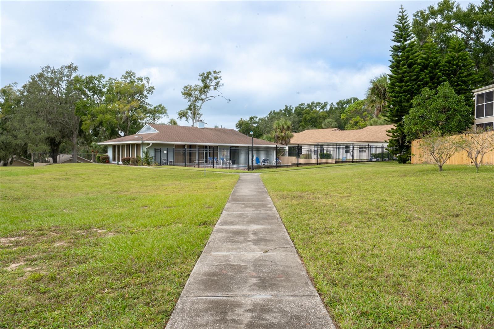 1409 OAK PL #F, APOPKA, FL, 32712