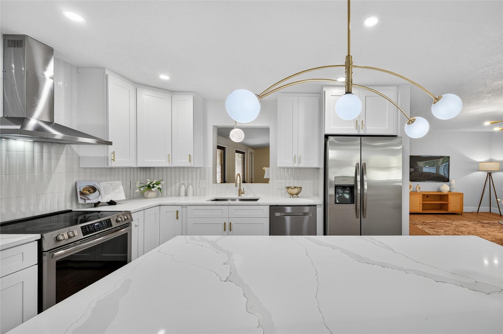 5235 10TH AVE N, ST PETERSBURG, FL, 33710