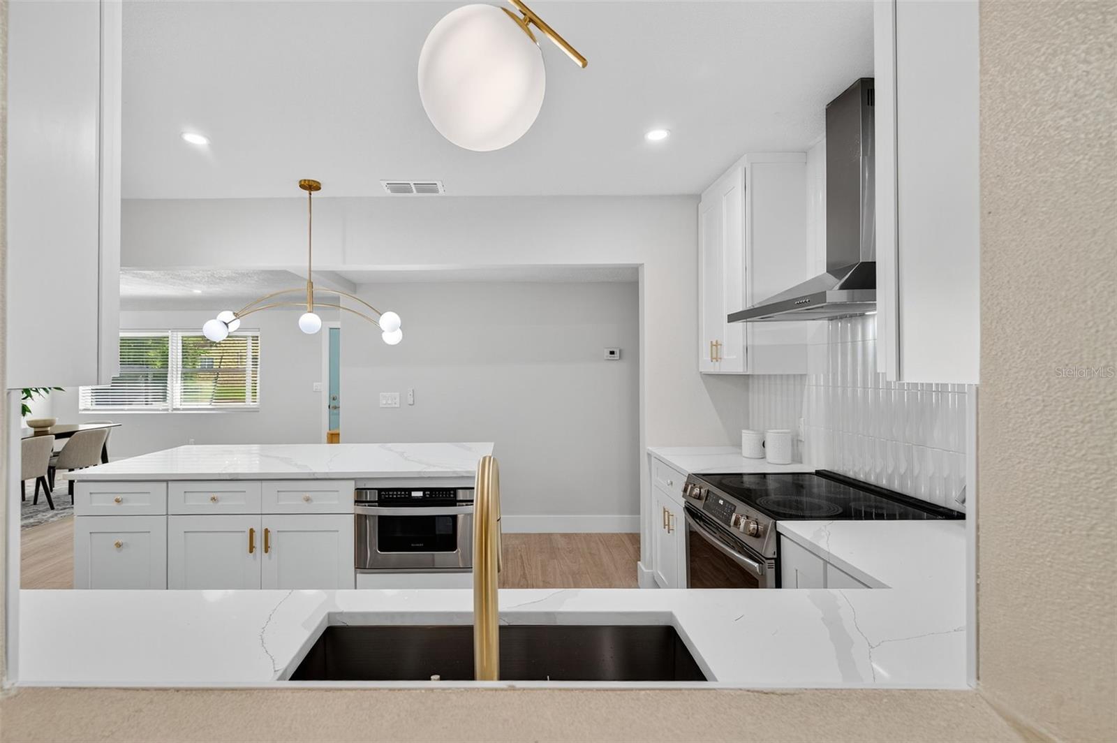 5235 10TH AVE N, ST PETERSBURG, FL, 33710