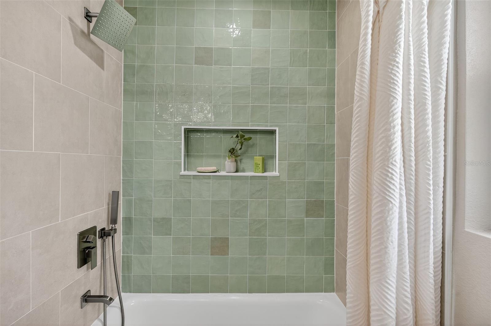 5235 10TH AVE N, ST PETERSBURG, FL, 33710